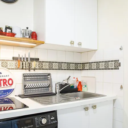 Warm & Inviting 1bd - Montmartre! * Paris