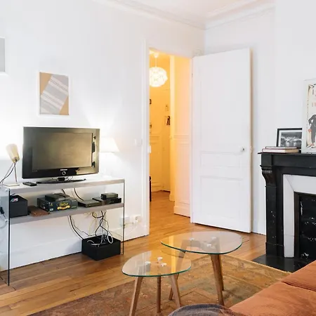 Warm & Inviting 1bd - Montmartre! Lejlighed *